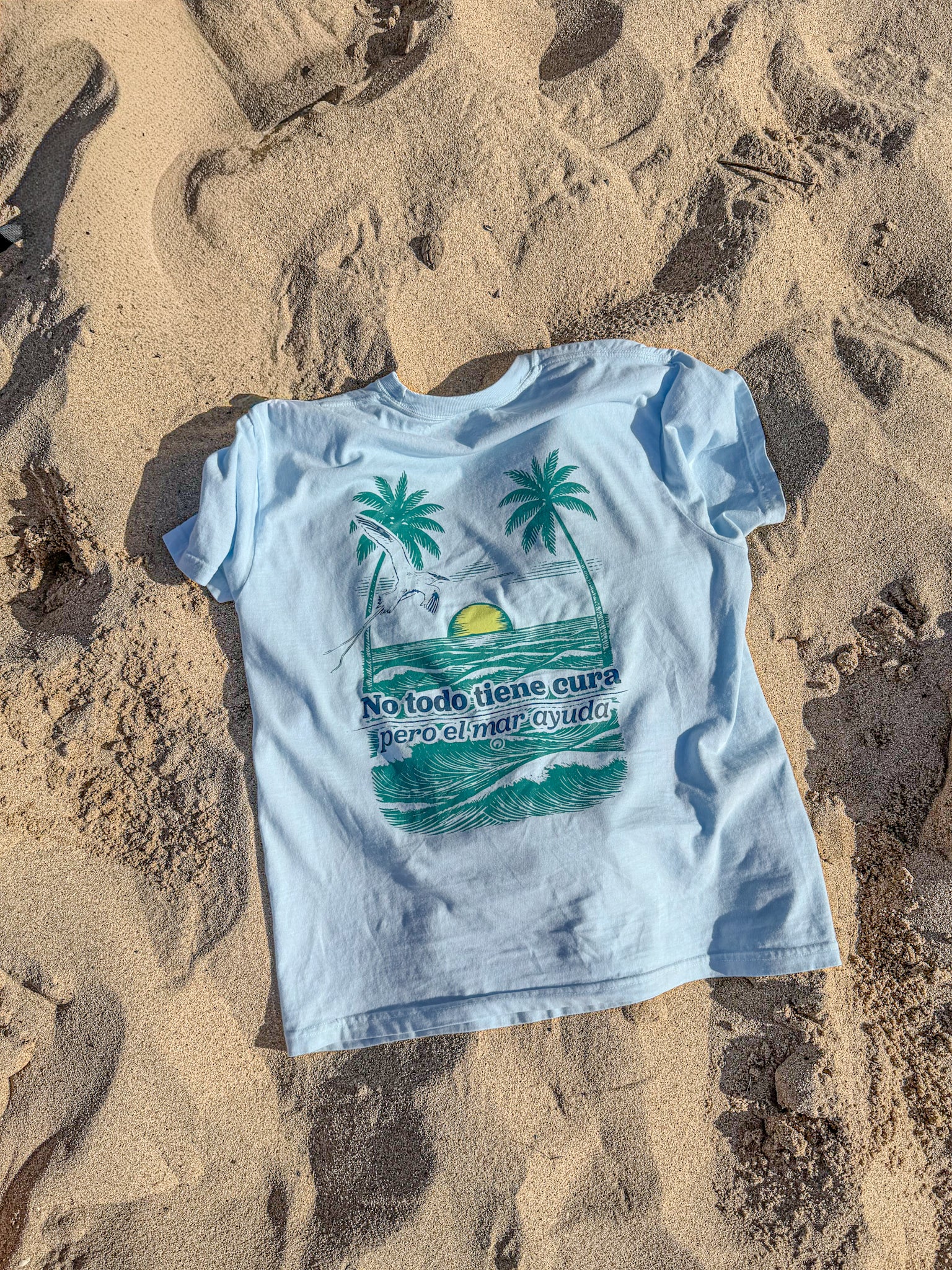 El Mar Ayuda Heavyweight Shirt